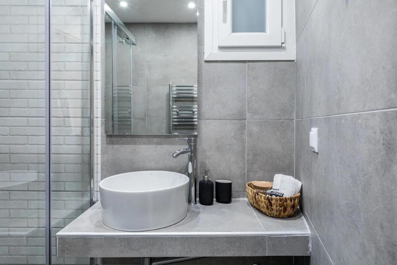 J&T Central Apartment Thessaloniki Buitenkant foto